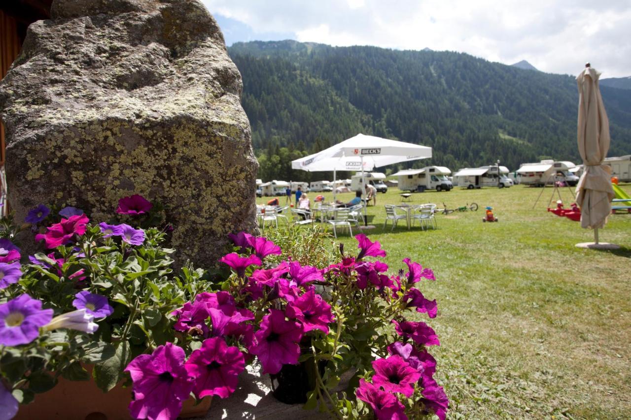 Hobo Camping Courmayeur Exterior foto