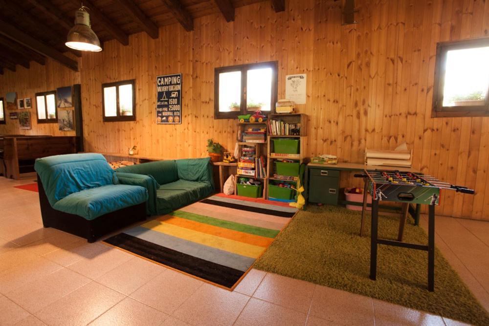 Hobo Camping Courmayeur Exterior foto
